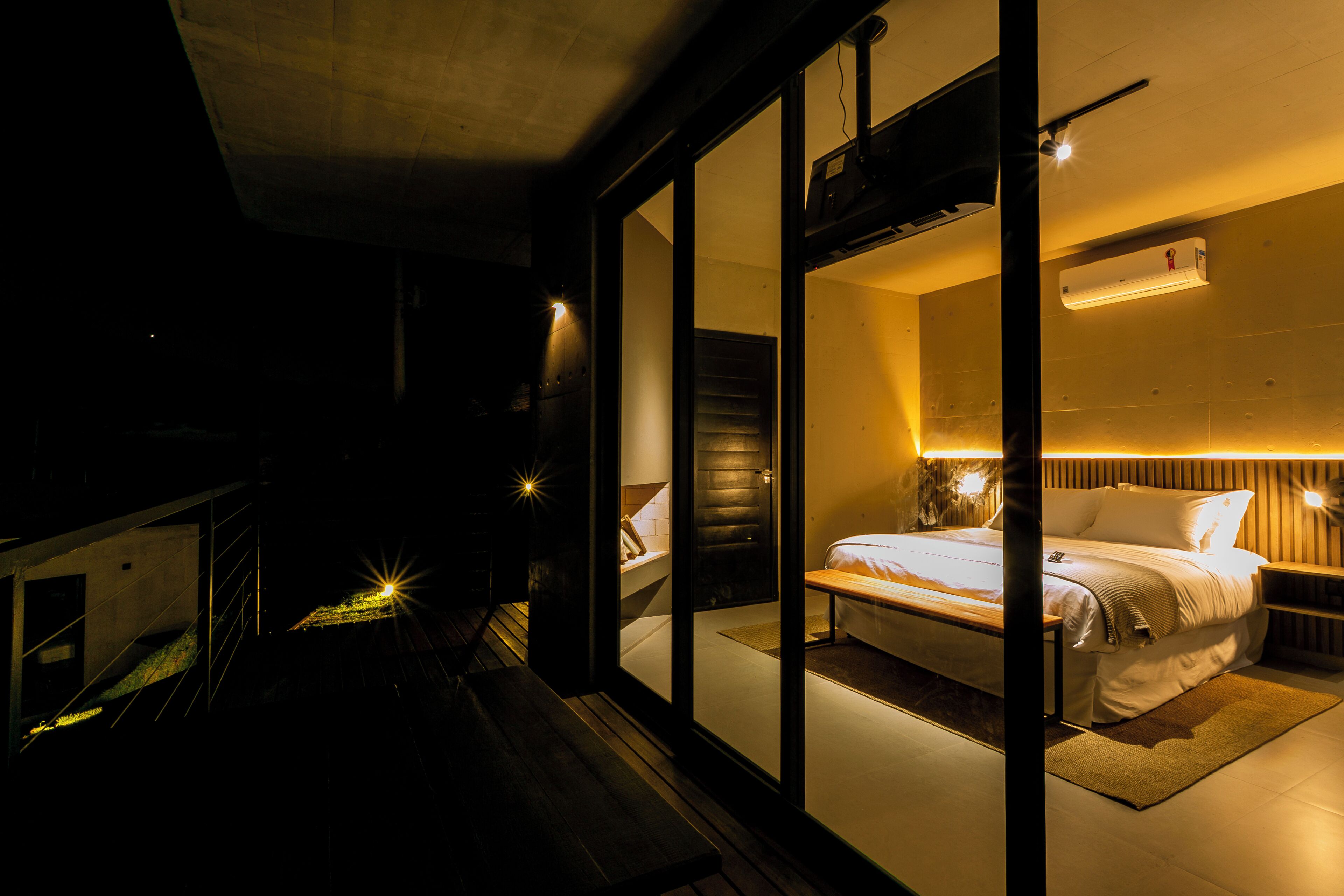 1 多间卧室、办公桌、笔记本电脑工作区、免费 WiFi