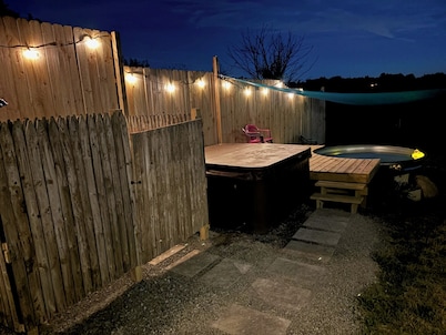 Relax and unwind at The Happy Camper Scottsville!