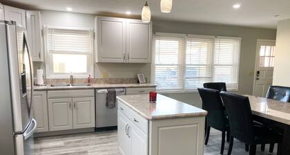 Home Suite Home- Charming 3 BR 2B Home, Located in Erie- Presque Isle 1 Mile