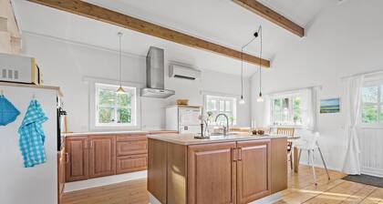 2 bedroom awesome home in Hovborg