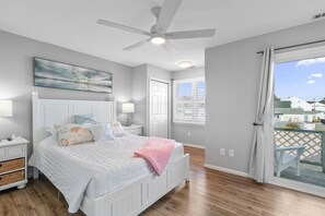 2 bedrooms, desk, iron/ironing board, travel crib