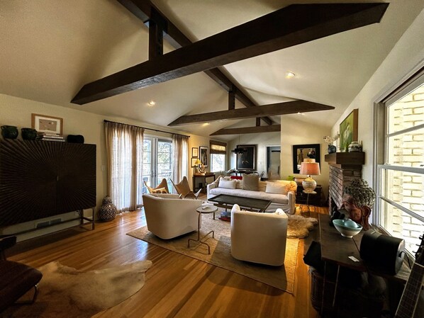 Smart TV, fireplace, books, stereo - Quintessential Carmel Valley Ranch Home with fabulous views and outdoor space.  (Carmel Valley)