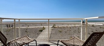 Welcome to La Vigie, a charming apartment designed for an unforgettable stay in Paris.