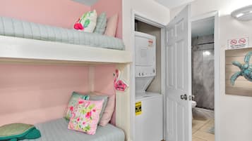 1 makuuhuone, silitysrauta/-lauta, ilmainen Wi-Fi, vuodevaatteet