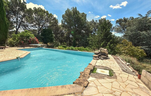 Pool - Stunning home in Uchaux (Uchaux)