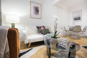 Apartment | Living area