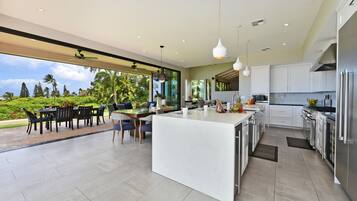 House | 5 bedrooms, Internet