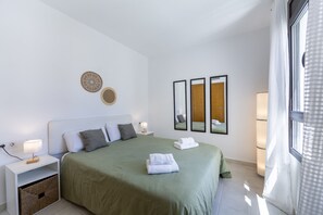 1 bedroom, iron/ironing board, free WiFi, bed sheets