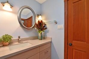 House | 4 bedrooms, Internet - Alaeloa 12 in Napili (Napili)