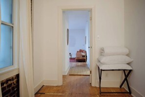 Interior - Modern Apartment in Korea Town (Los Angeles)