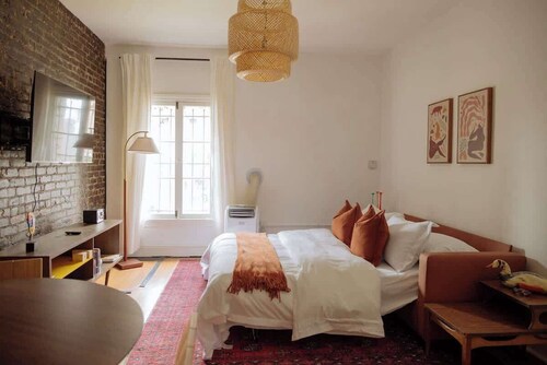 Modern Apartment in Korea Town