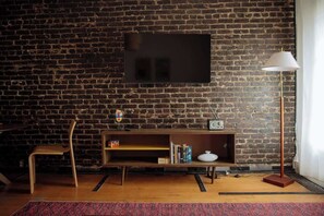 Interior - Modern Apartment in Korea Town (Los Angeles)