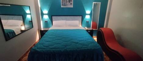 트래디셔널룸, 더블침대 1개, 금연, 전용 욕실 | 오리/거위털 이불, 노트북 작업 공간, 무료 WiFi