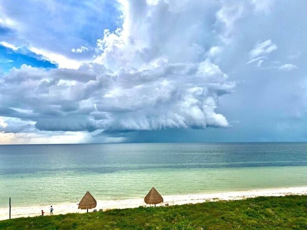 Beach - Exclusive beachfront apartment in Kinuh (Merida)