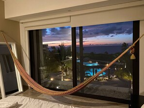 3 bedrooms, desk, free WiFi, bed sheets - Exclusive beachfront apartment in Kinuh (Merida)