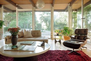 Interior - Luxury Villa with Private Pool & Hot Tub (Los Angeles)