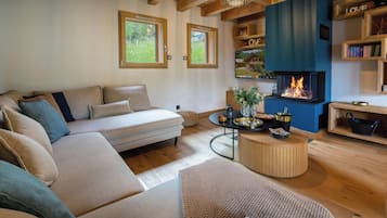 TV, peis og stereoanlegg