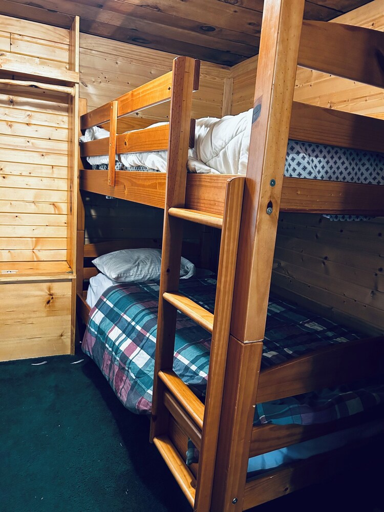 Cozy 2bedroom cabin on Butternut Lake with WiFi, AC, and Lake Access Ashland County Vrbo