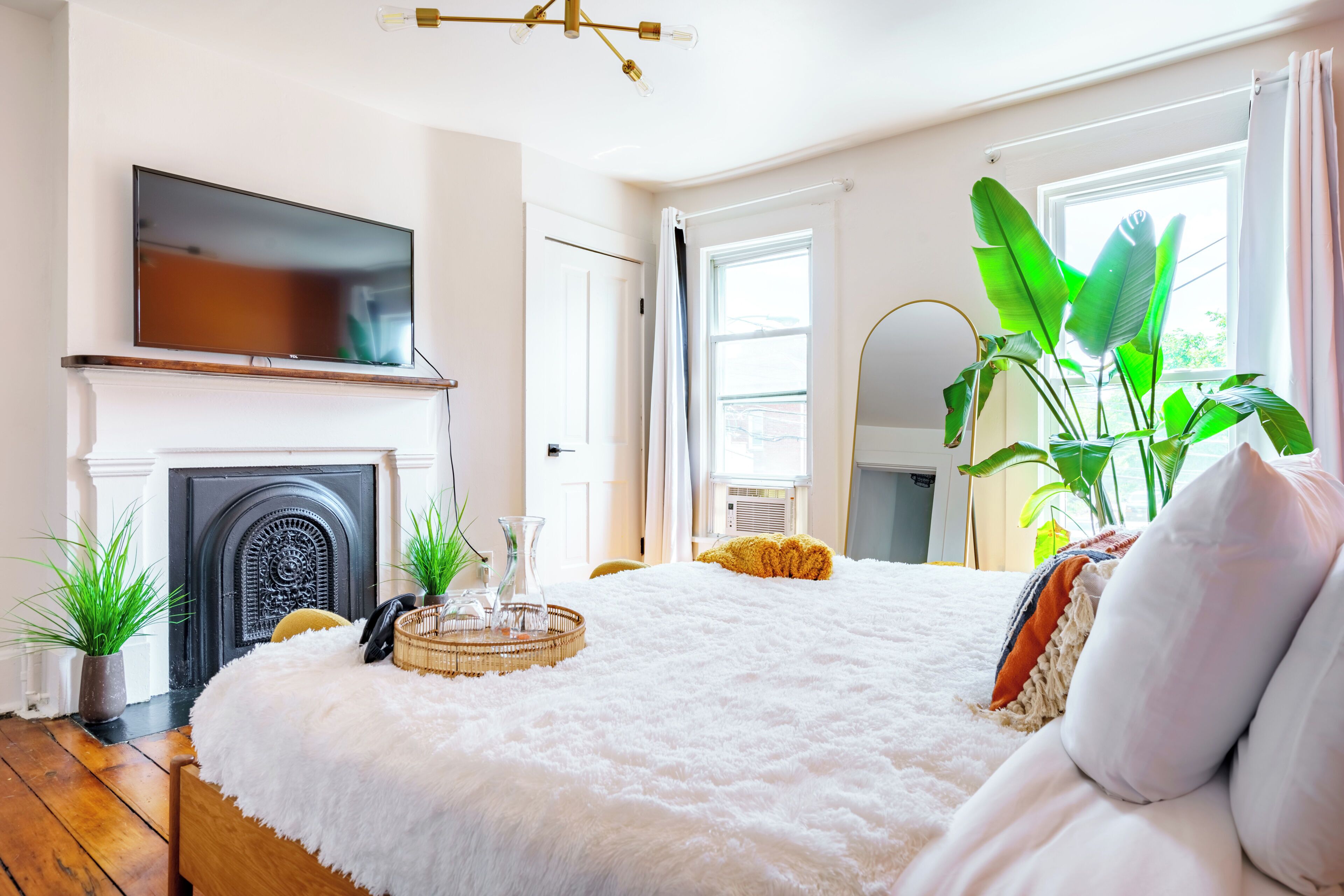Blue Casita | Egyptian cotton sheets, premium bedding, memory foam beds, free minibar