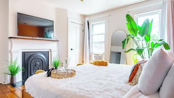 Blue Casita | Egyptian cotton sheets, premium bedding, memory foam beds, free minibar