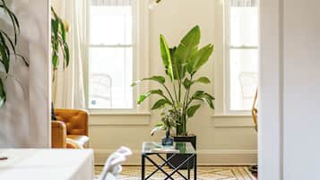 Casita Verde | Dining room