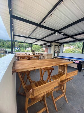 Outdoor dining - Aparta Estudio Duplex Lindo Confortable en Pueblito Pintoresco Cerca a Bogota (Tena)