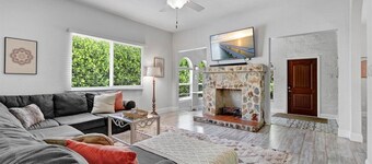 2BR/2BA Cottage - 8 min from Downtown West Palm Beach