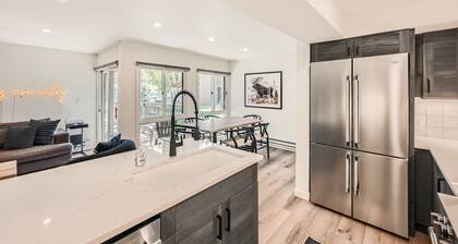 Rock Wren Poolside 3 BDR Condo