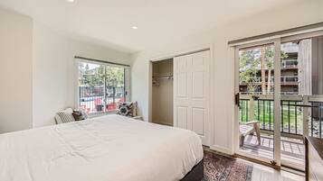 Condo, Multiple Beds, Hot Tub, Mountain View (Rock Wren Poolside) | 3 bedrooms, individually decorated, individually furnished