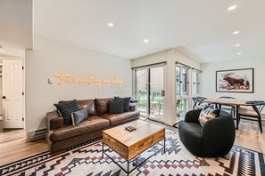 Condo, Multiple Beds, Hot Tub, Mountain View (Rock Wren Poolside) | Living area | 42-inch flat-screen TV with digital channels, fireplace - Rock Wren Poolside 3 BDR Condo (Keystone)