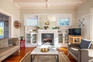 TV, DVD player, offices