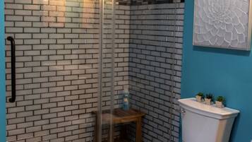 Hårtørrer, håndklæder, Sæbe, Shampoo