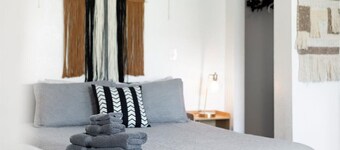 1BR/1BA Design District Cottage - 8 Min drive from Downtown WPB