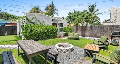 1BR/1BA Design District Cottage - 8 Min drive from Downtown WPB