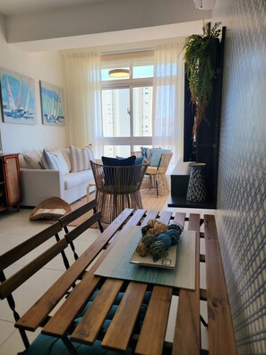 TV connectée, table de tennis de table