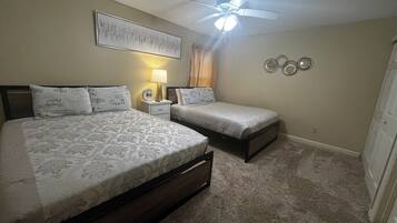 3 bedrooms, iron/ironing board, WiFi, bed sheets