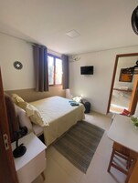 Suite ejecutiva, 1 cama doble, baño privado, planta ejecutiva | 1 dormitorio, minibar, escritorio