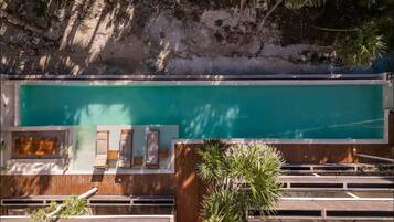 Apartamento luxo, 2 quartos, vista para o oceano | Vista para praia/oceano