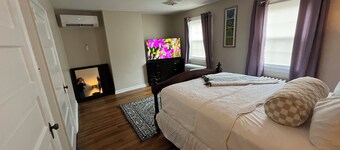 Charming 3-bedroom house with Wi-Fi and AC near downtown Pittsburgh