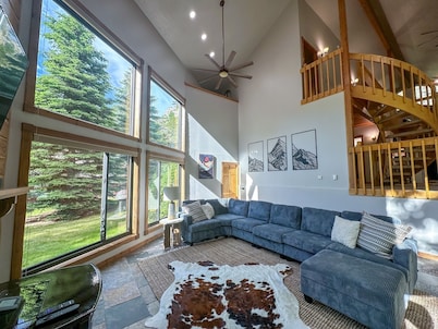 Ten Sleep Canyon Hideout