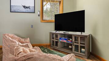 Smart-TV, peis og fotballspill