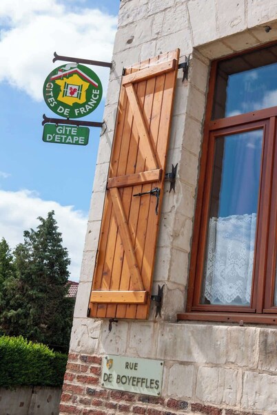 Gite de campagne, wifi, 12 pers, parking gratuit