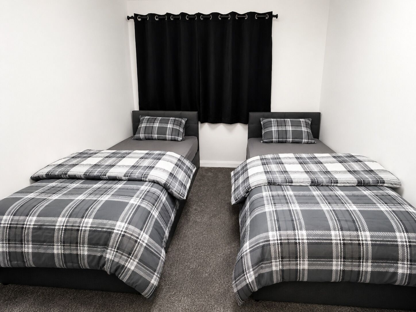2 bedrooms, iron/ironing board, travel cot, free WiFi