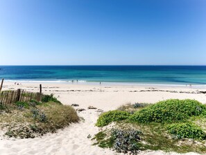 Beach - la maison du bonheur by Interhome (Primelin)