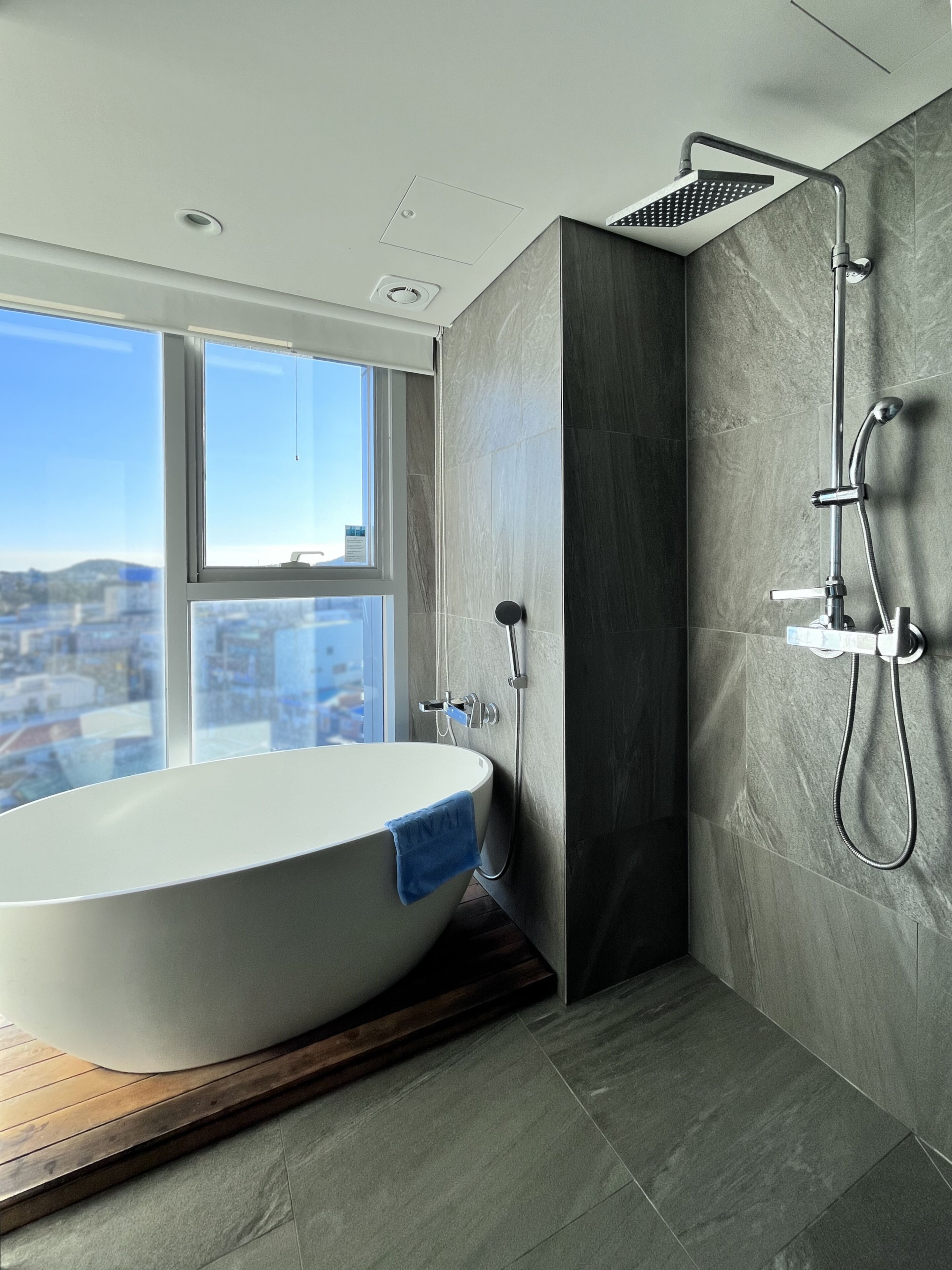 Family Suite | Syvä kylpyamme