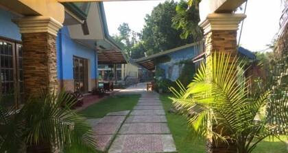 RedDoorz @ Alcala Garden Resort
