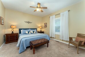 2 bedrooms, iron/ironing board, free WiFi, bed sheets - Ridgetop Hideaway | Pet-friendly, Hot Tub, Fire Pit & Mountain Views! (Swannanoa)