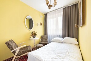 1 chambre, fer et planche à repasser, Wi-Fi, draps fournis