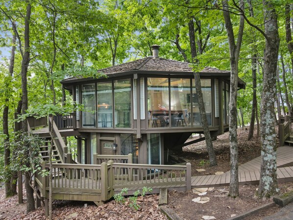 Exterior - Charming 3-bedroom Tree Topper in Big Canoe (Jasper)