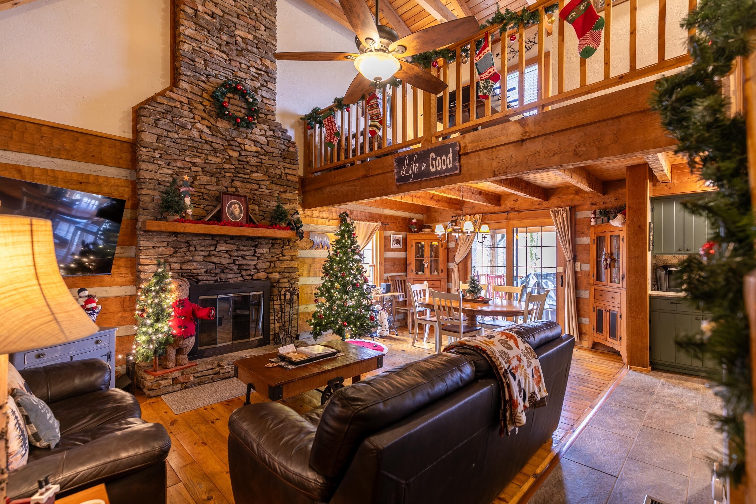 Smart TV, lareira, pebolim